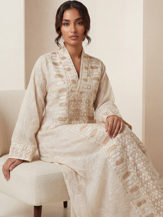 ZY-042 Beige Embroidered Panel